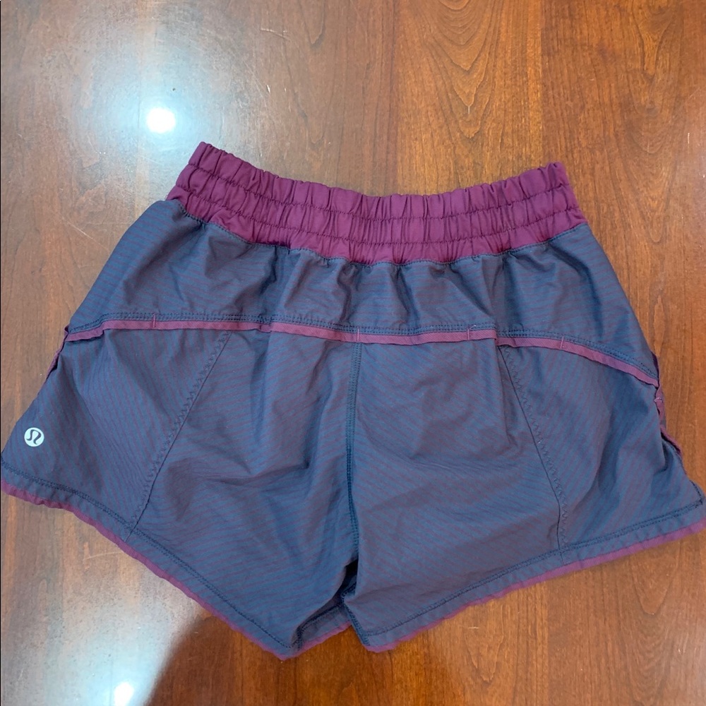 Lulu Lemon Short Size 8